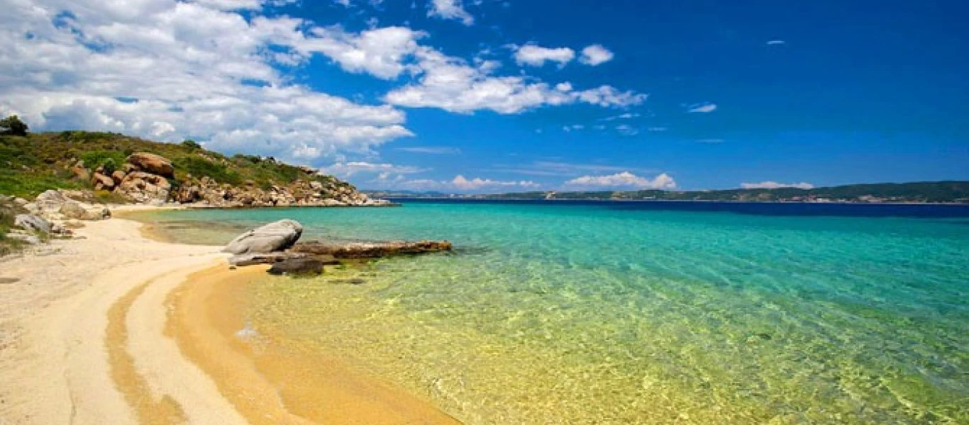 «Τρέμουν» τις άδειες παραλίες και ψάχνουν τουρίστες - Χ.Θεοχάρης: «Κάνουν - δεν κάνουν εμβόλιο οι Βρετανοί να έρθουν»